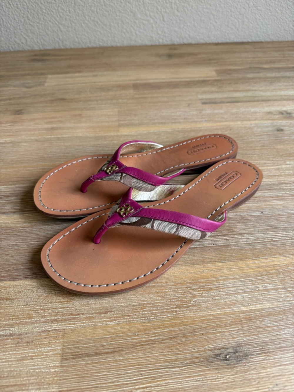 Coach Pink Leather & Signature Canvas Thong Sandals with Gold Accents 7.5
